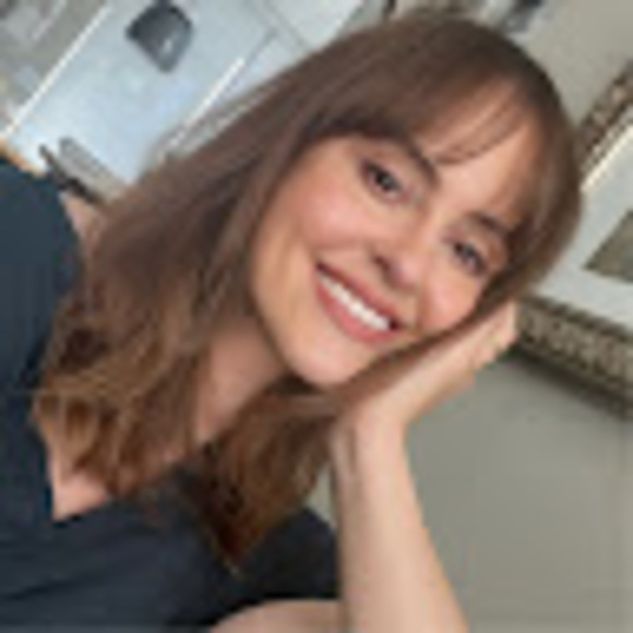 Meet your Posher, Sarah - Picture 1 of 1